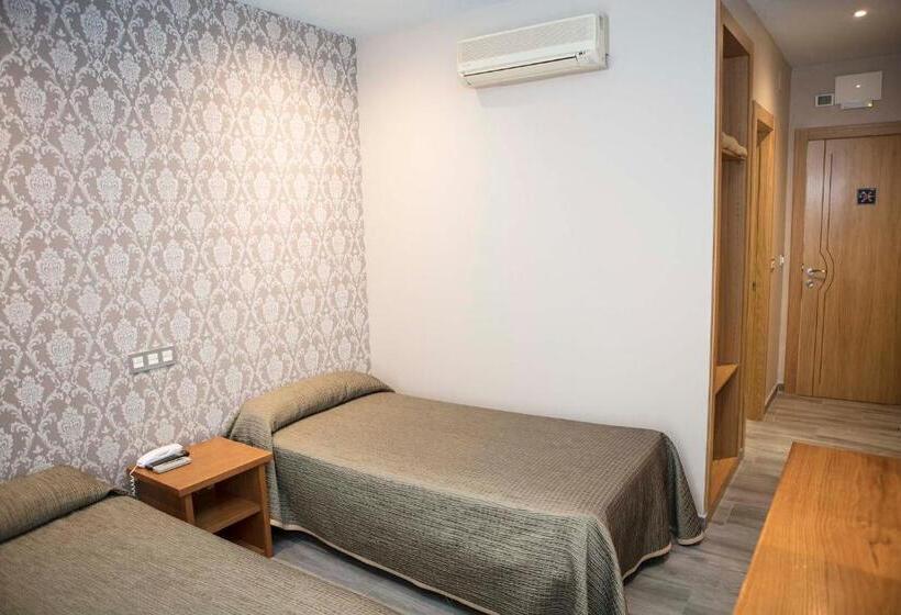 اتاق استاندارد یک نفره, Simancas