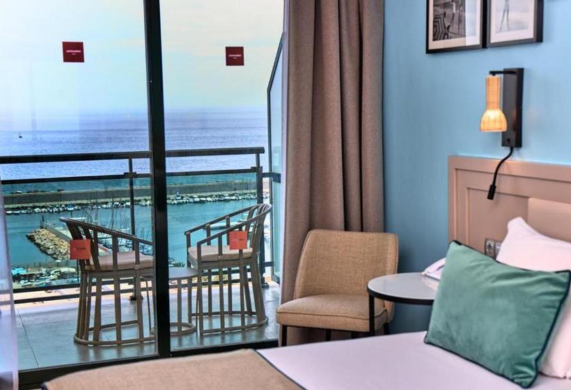 اتاق سه نفره دلوکس با چشم‌انداز دریا, Leonardo Hotel Fuengirola Costa Del Sol