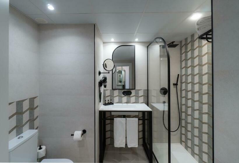 泳池景俱乐部房间, Medplaya Pez Espada