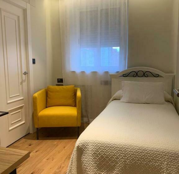 Standard Single Room, Boutique Astorga