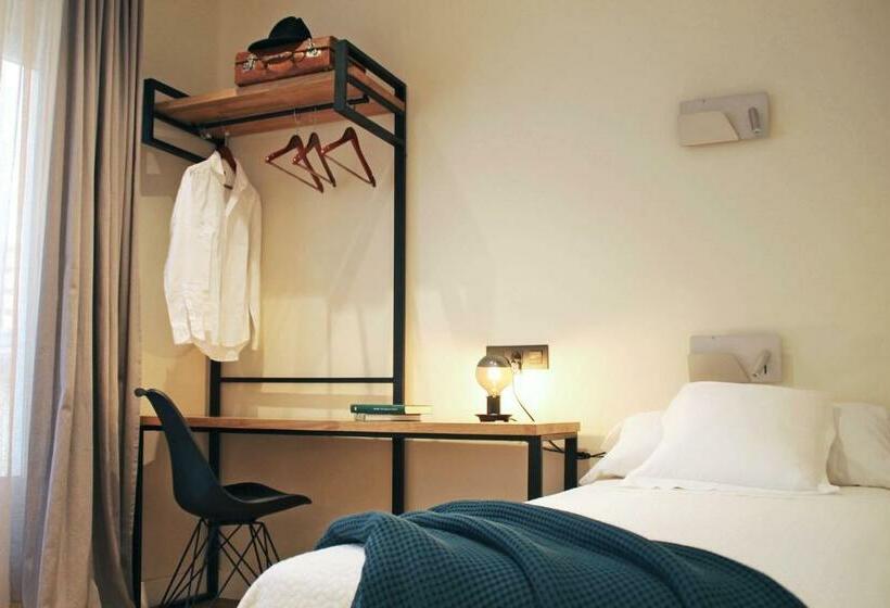 اتاق استاندارد یک نفره, Boutique Astorga