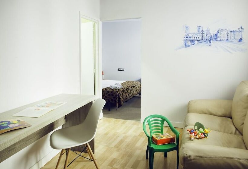 اتاق استاندارد سه نفره, Casual Gurea