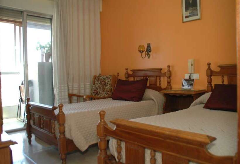 غرفة قياسية, Hostal Ramon Y Cajal