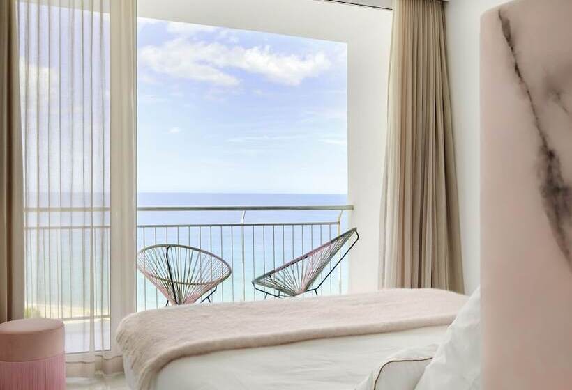 Junior Suite cu Vedere la Mare, Aromar