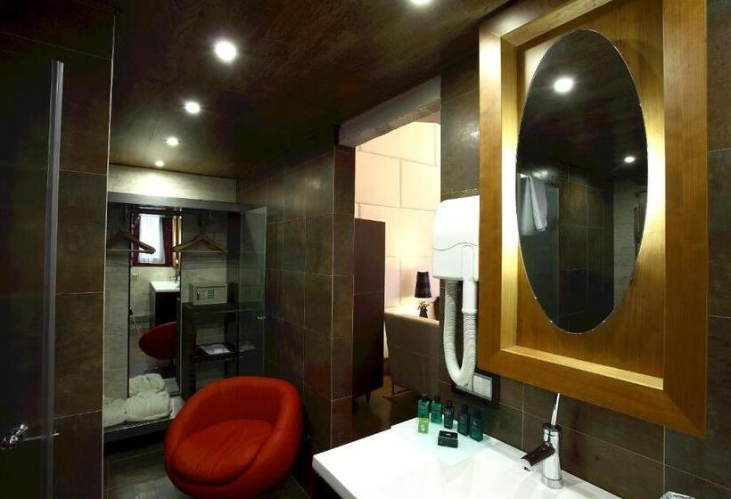 سوییت جونیور لوکس, Boutique Palacio De La Serna