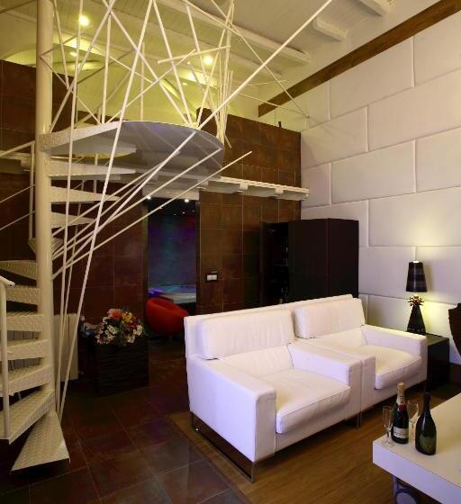 سوییت جونیور لوکس, Boutique Palacio De La Serna