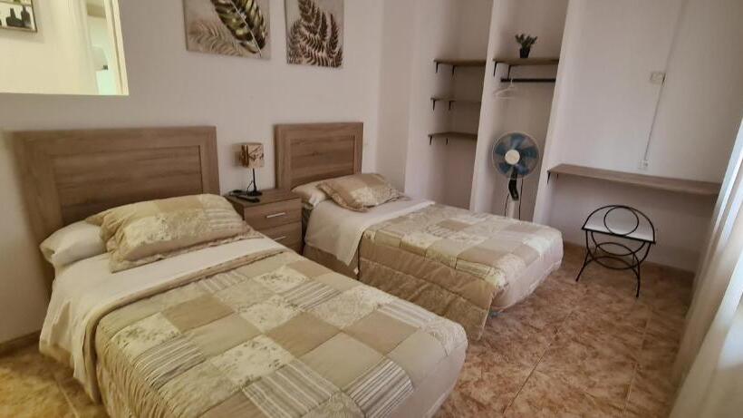اتاق استاندارد, Complejo Turistico La Pinada