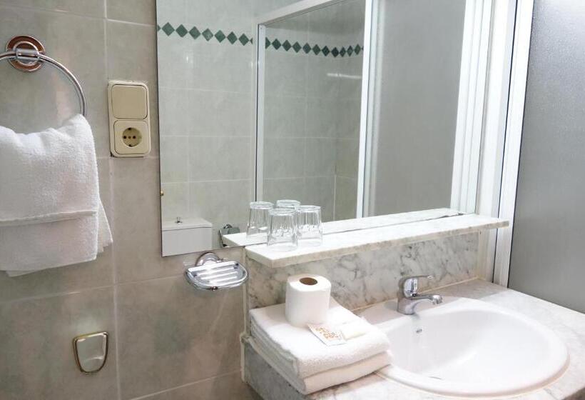 اتاق استاندارد, Trípolis Toledo
