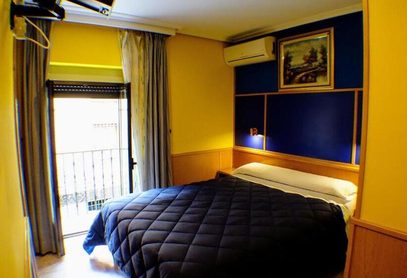 Chambre Standard avec Balcon, Hostal Boxes