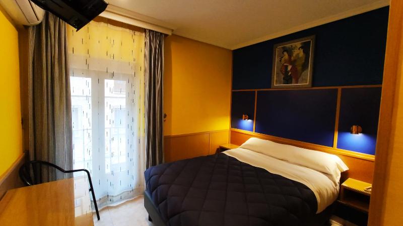 اتاق استاندارد, Trípolis Toledo