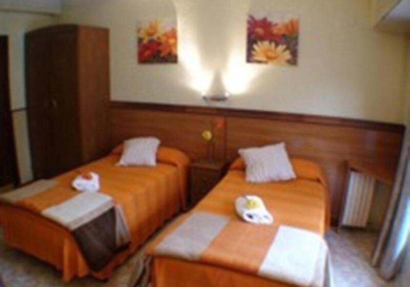 اتاق استاندارد, Hostal El Carmen