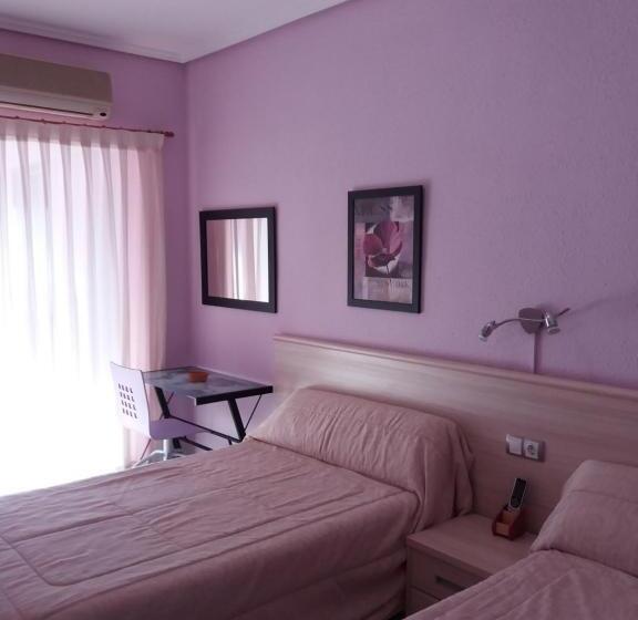 اتاق استاندارد, Hostal La Pilarica