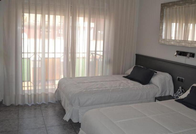 اتاق استاندارد, Hostal La Pilarica