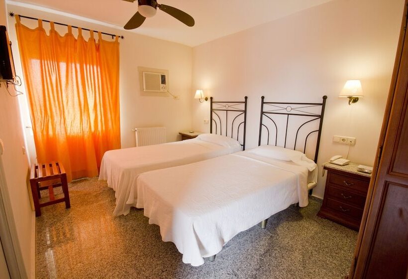 اتاق استاندارد, Hostal Nueva Andalucia