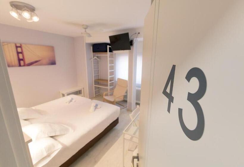 Standardzimmer, Hostal Viena