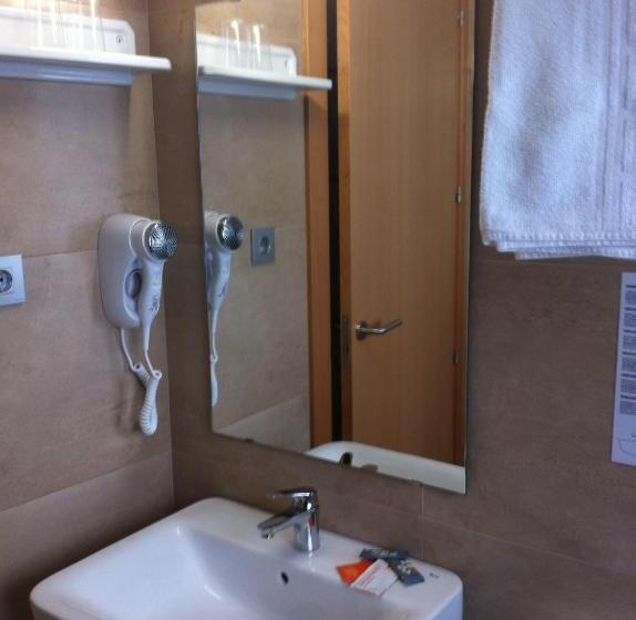 اتاق استاندارد سه نفره, Mediterrani Express