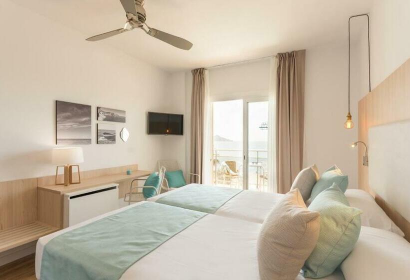 Chambre Standard Vue Mer, Monterrey Roses By Pierre & Vacances