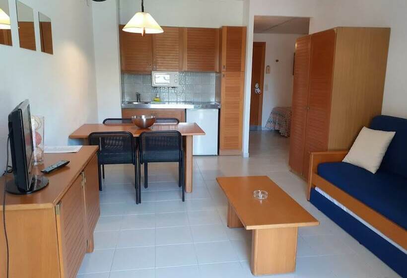 Estudio Economy, Apart And Village Golf Beach