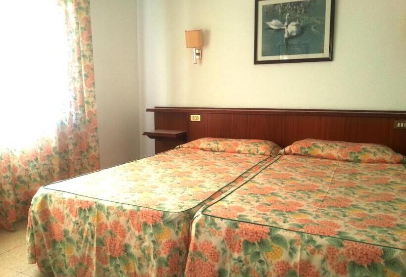 اتاق استاندارد یک نفره, Hostal Del Sol