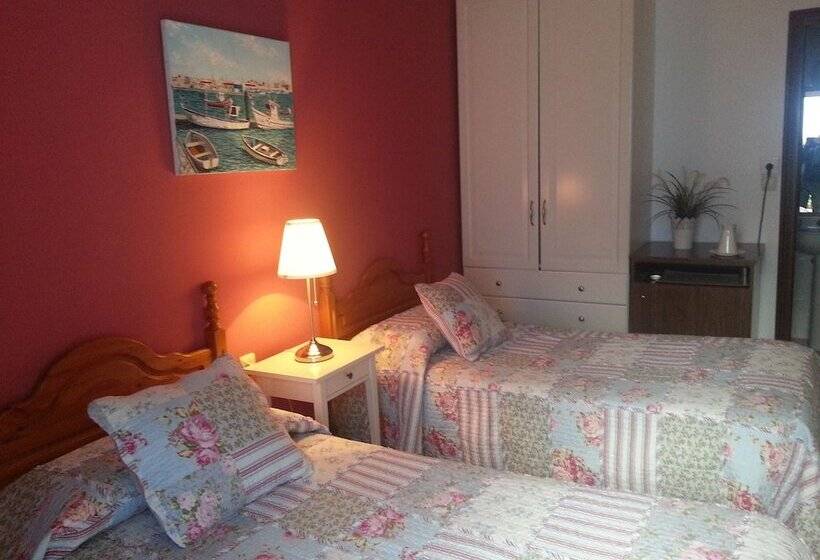スタンダードルーム, Hostal El Faro
