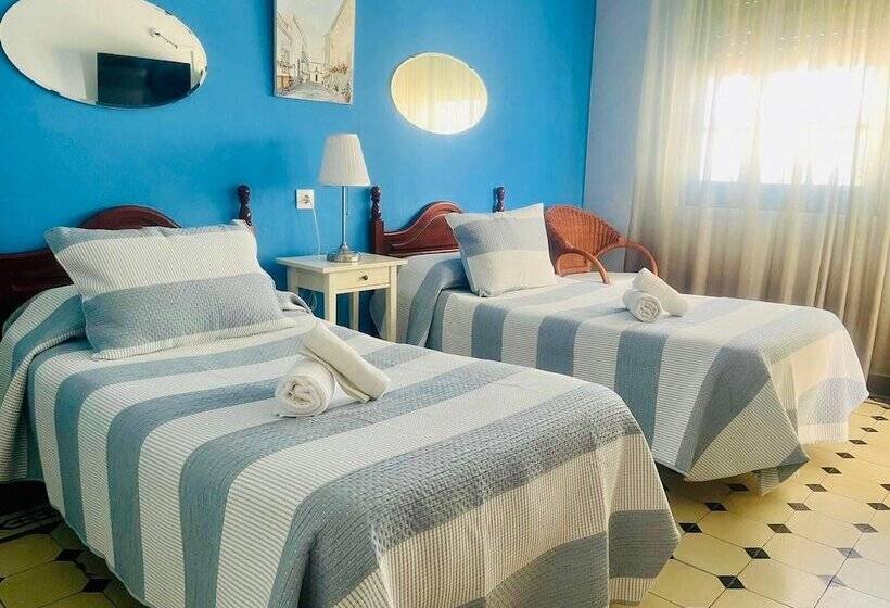スタンダードルーム, Hostal El Faro
