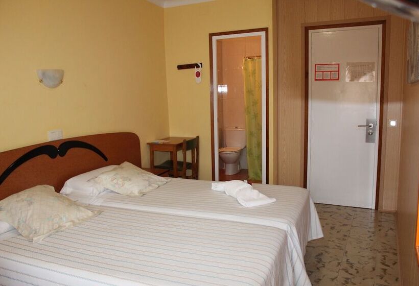 Economy Room, Hostal Fabrellas