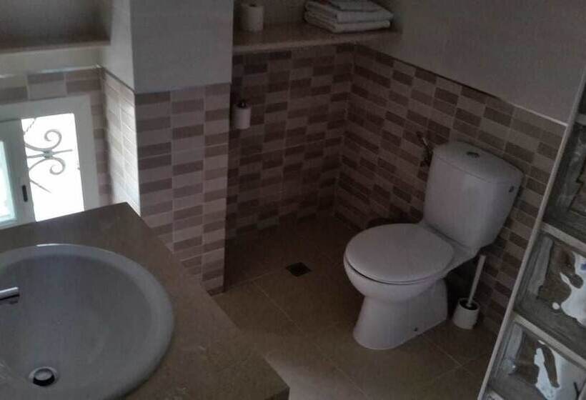 اتاق استاندارد یک نفره, Hostal Malaga
