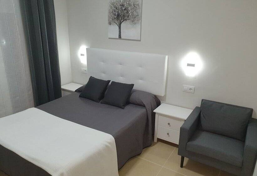 اتاق استاندارد, Hostal Malaga