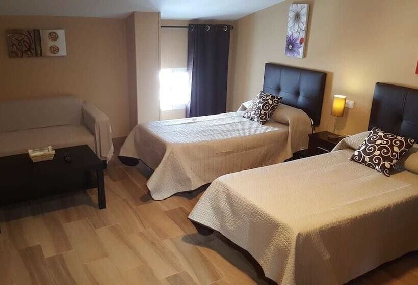 اتاق استاندارد, Hostal Malaga