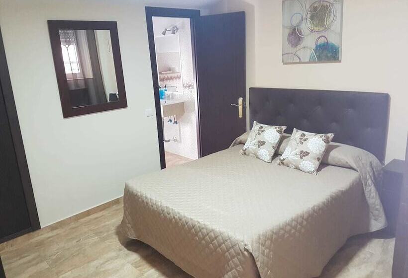 اتاق استاندارد, Hostal Malaga