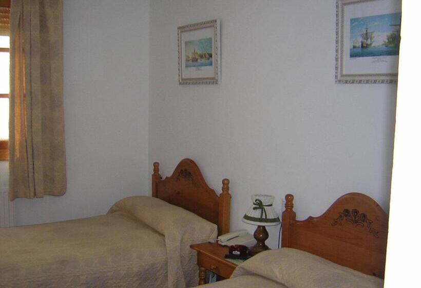 اتاق استاندارد, Hostal Restaurante La Muralla
