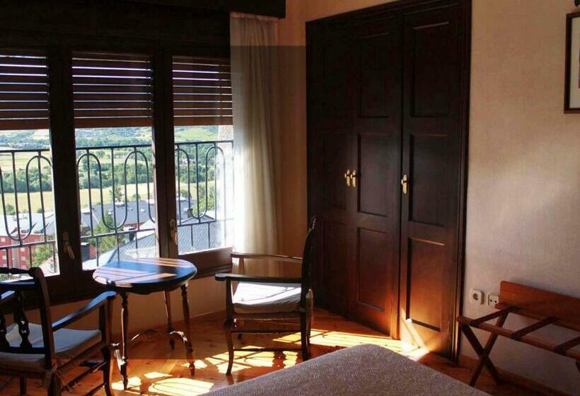 Quarto Superior, Hostal Rita Belvedere