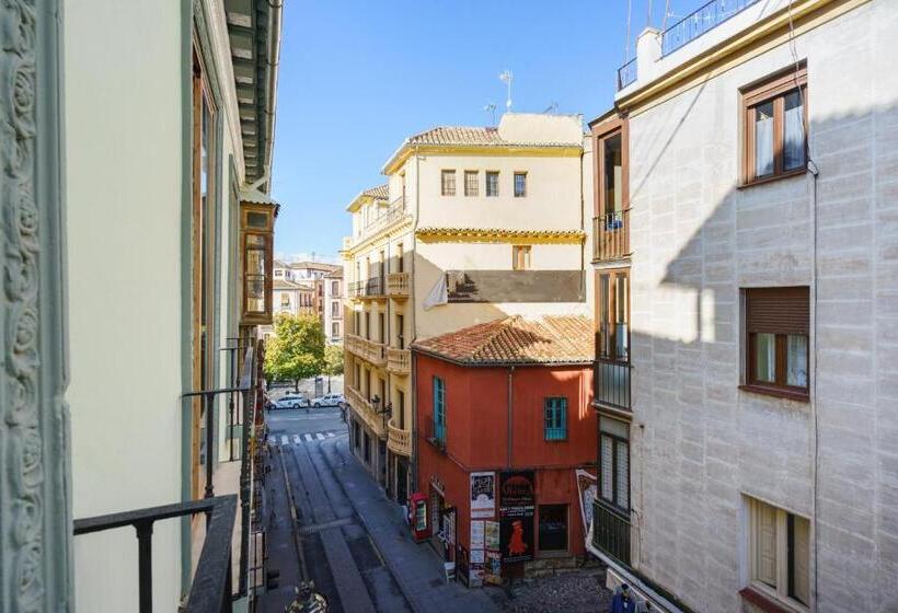 اتاق استاندارد با بالکن, Hostal Austria