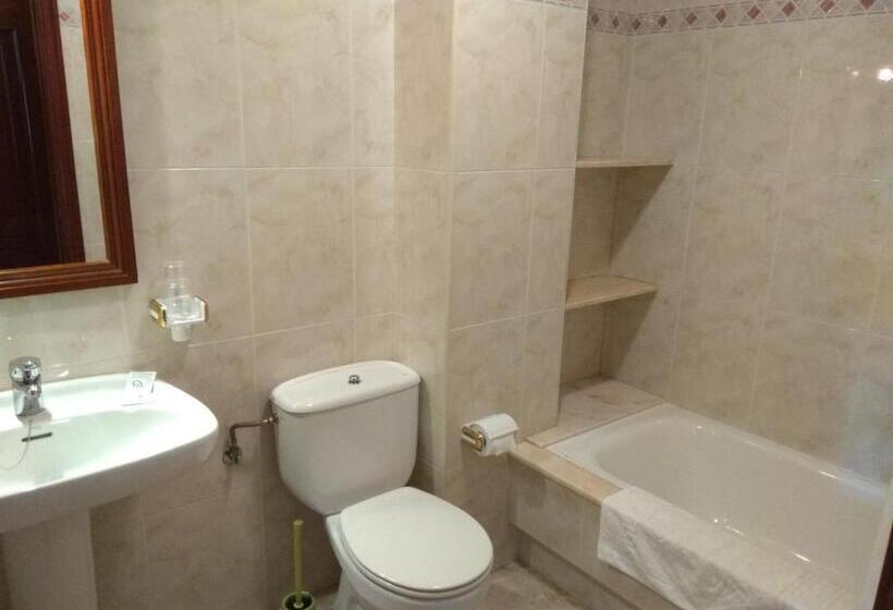 اتاق استاندارد با چشم‌انداز دریا, Hostal Brisa Do Mar