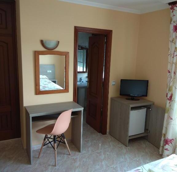 اتاق استاندارد با چشم‌انداز دریا, Hostal Brisa Do Mar