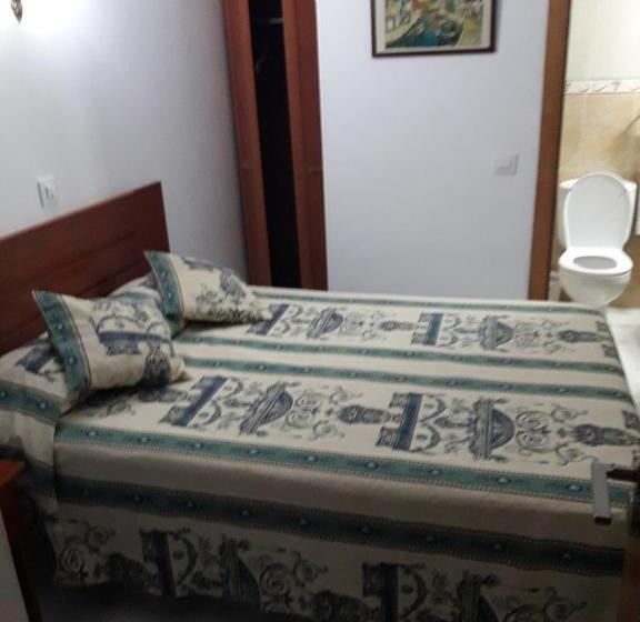 اتاق استاندارد یک نفره, Hostal Centro Sol
