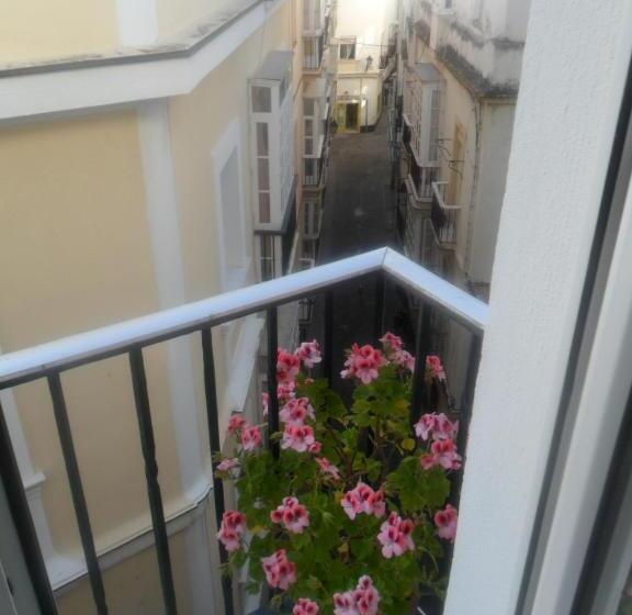 اتاق استاندارد یک نفره, Hostal Centro Sol