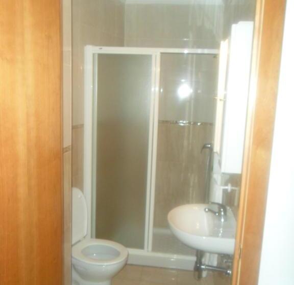 اتاق استاندارد سه نفره, Hostal Centro Sol