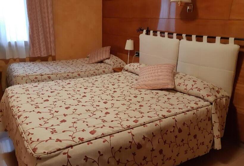 اتاق استاندارد, Hostal La Placeta