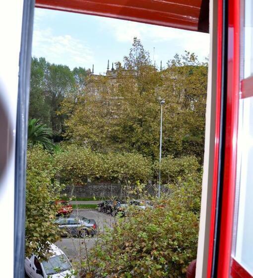 اتاق اساندارد با چشم‌انداز جانبی به دریا, Hosteria Santander