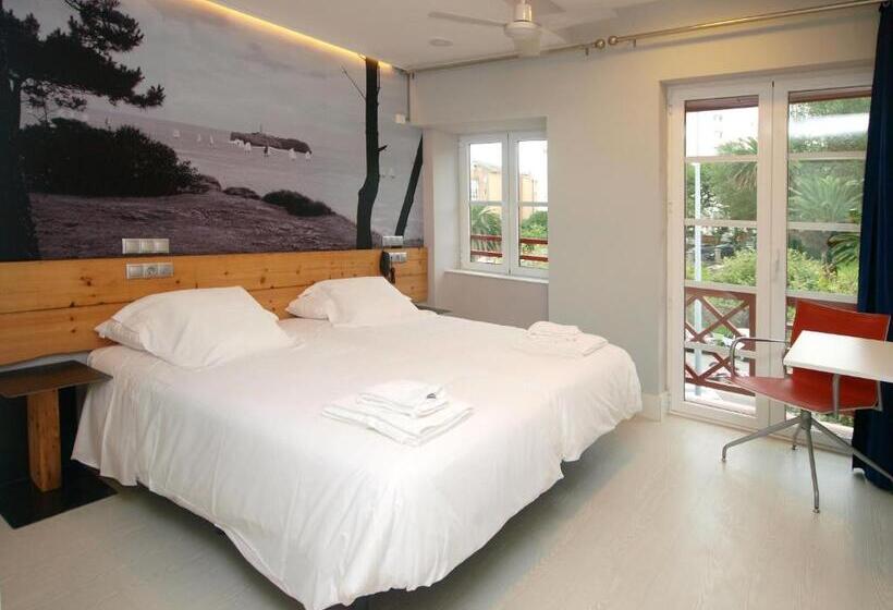 اتاق اساندارد با چشم‌انداز جانبی به دریا, Hosteria Santander