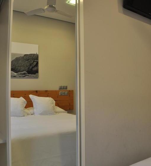 اتاق اکونومی, Hosteria Santander
