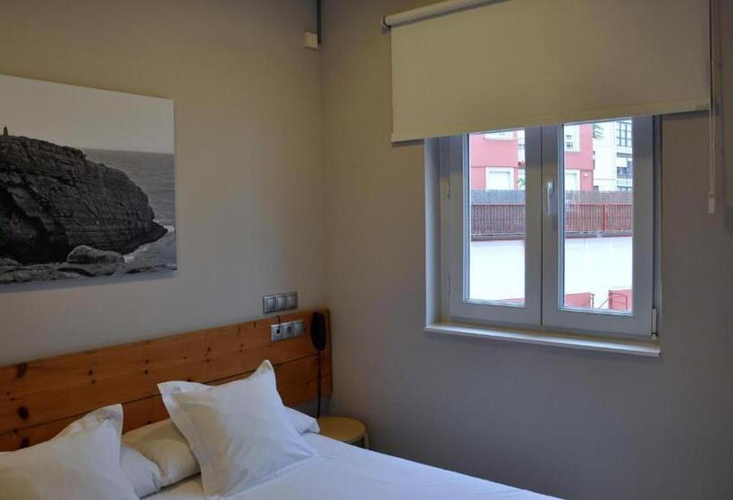 اتاق اکونومی, Hosteria Santander