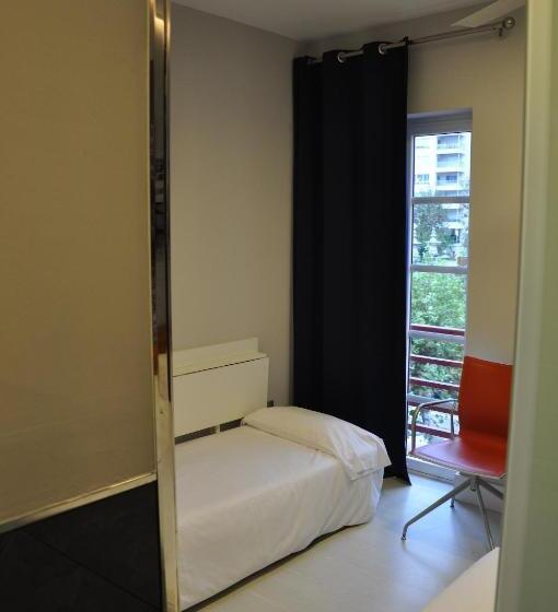 اتاق استاندارد سه نفره, Hosteria Santander