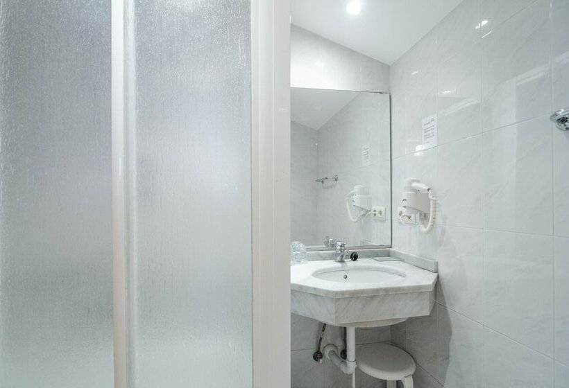 Номер Стандарт, Nest Style Santiago