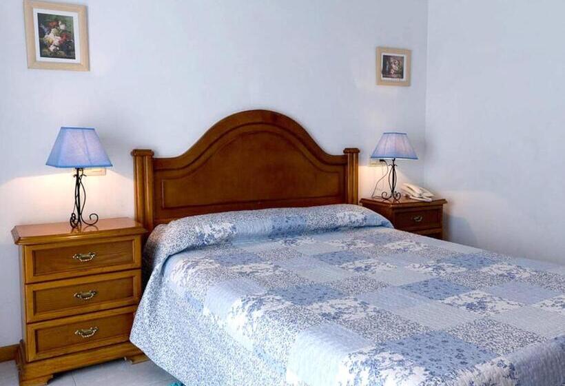 اتاق استاندارد, Restaurante Xaneiro