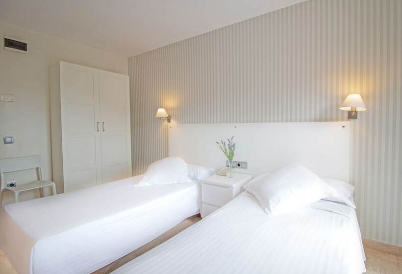 Standard Single Room, Turissa