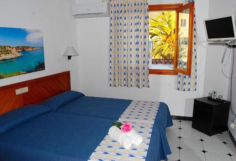 Habitación Estándar, Hostal Ca'n Tiu