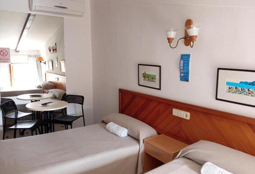 Chambre Economy, Hostal Ca'n Tiu