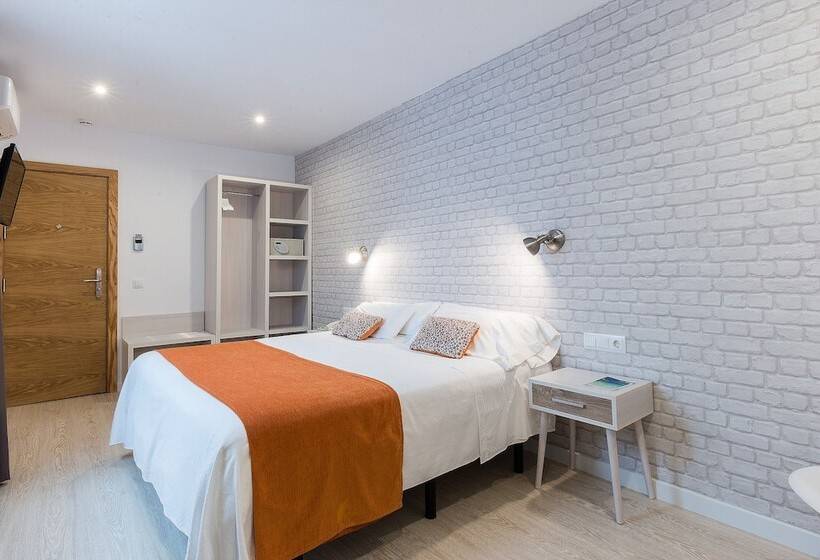 اتاق استاندارد, Hostal Menurka